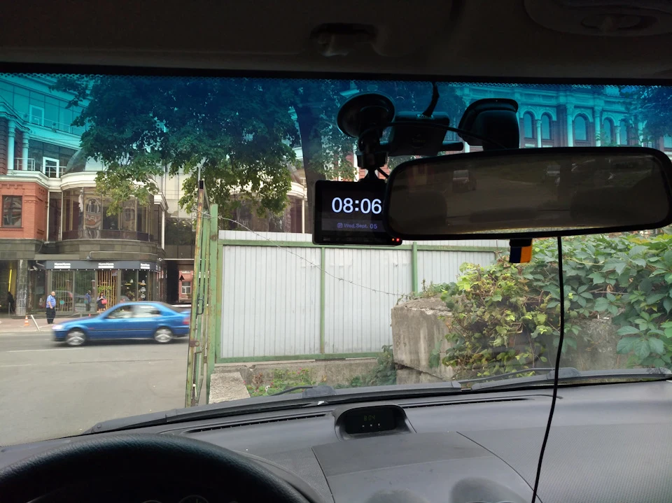 Відеореєстратор Yi Car DVR